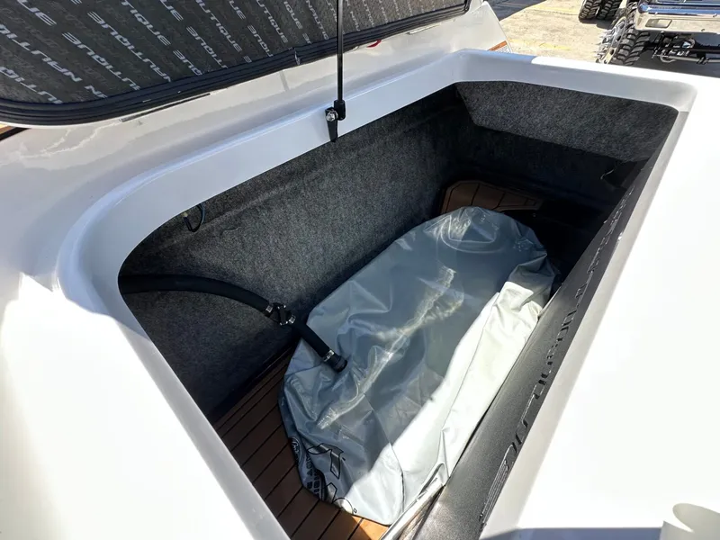 Slide: The Image of Nautique Super Air Nautique GS24 2019 - 40