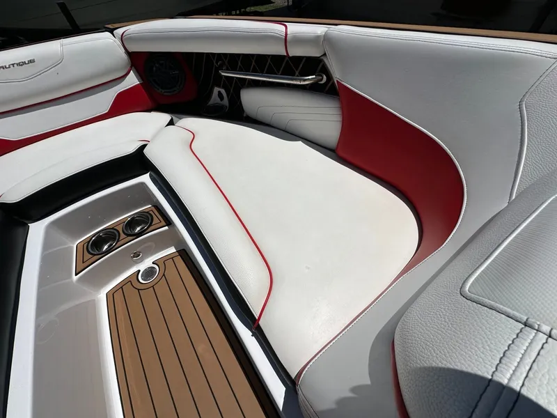 Slide: The Image of Nautique Super Air Nautique GS24 2019 - 29