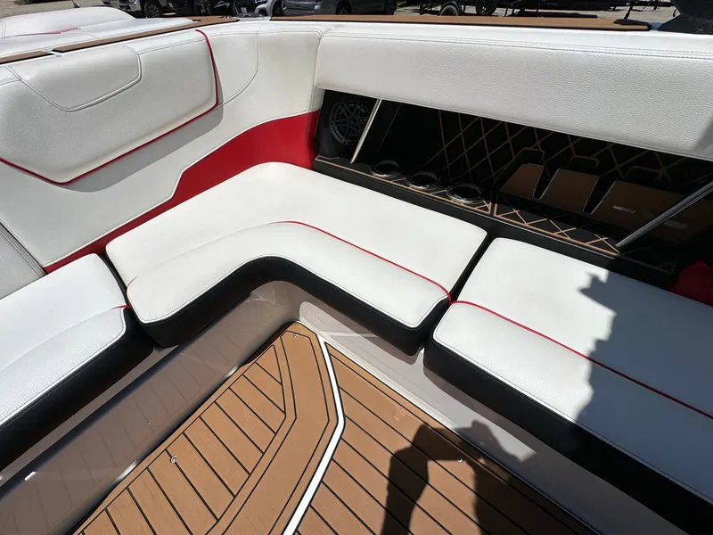 Slide: The Image of Nautique Super Air Nautique GS24 2019 - 15