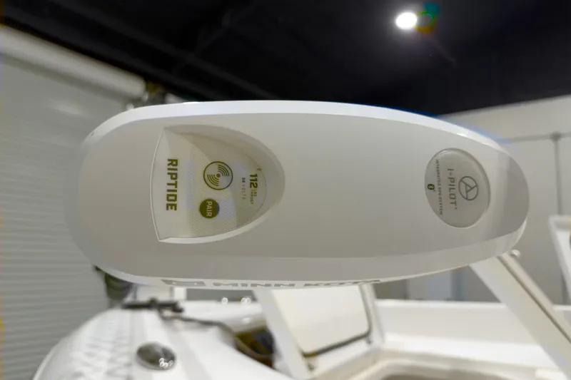 Slide: The Image of Minn Kota Riptide trolling motor on 2019 Crevalle 26 Bay boat, featuring i-Pilot system. - 6