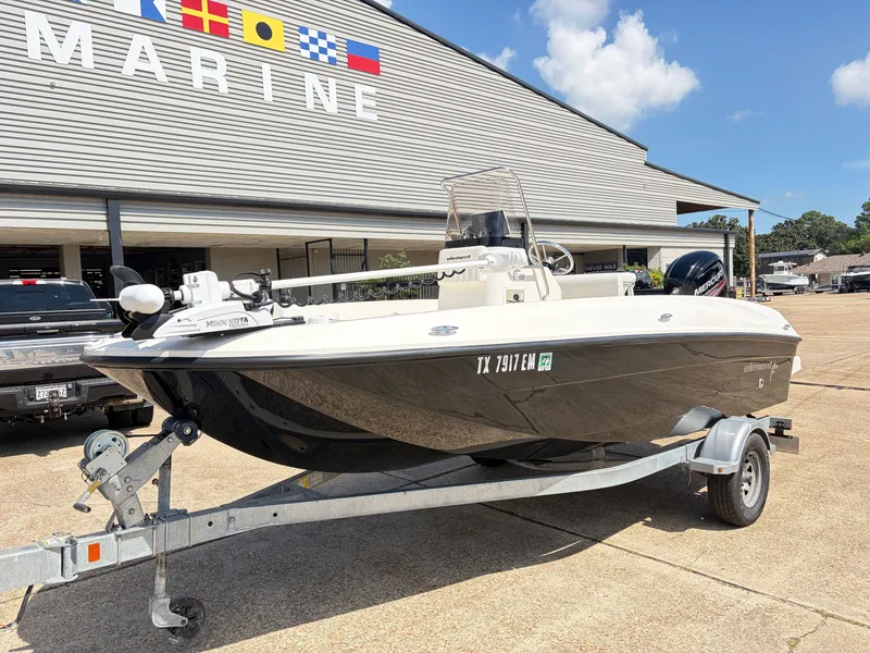 Slide: The Image of Bayliner Element F18 2019 - 3