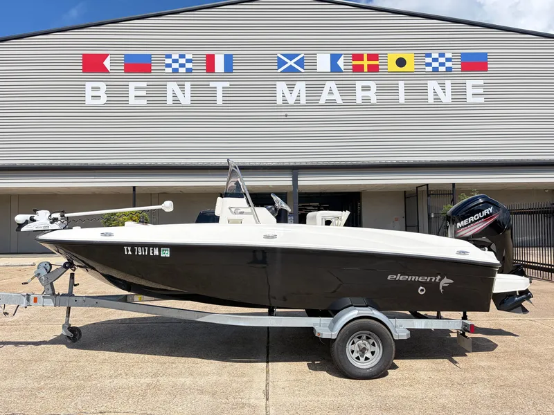 The Image of Bayliner Element F18 2019 - 1
