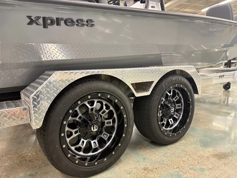 Slide: The Image of Xpress XR21 Bay 2027 - 12