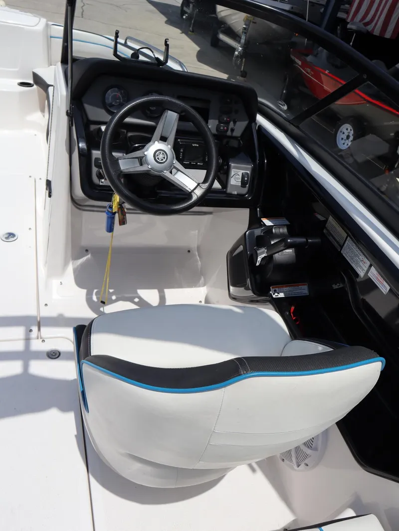 Slide: The Image of Yamaha AR210 2019 - 11