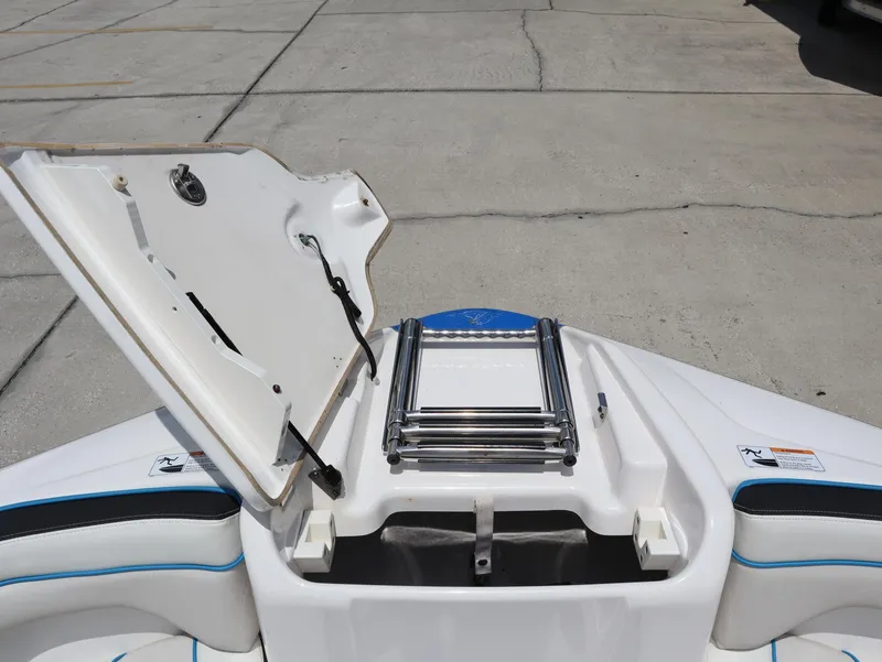 Slide: The Image of Yamaha AR210 2019 - 17