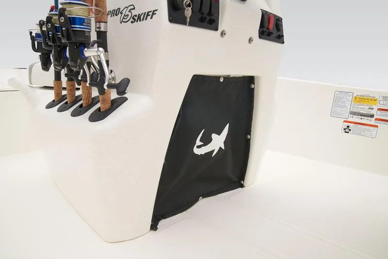 Slide: The Image of Mako Pro Skiff 15 CC 2026 - 20