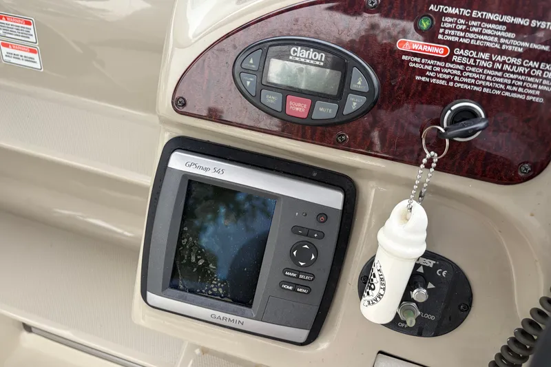 Slide: The Image of Control panel of a 2005 Sea Ray Sundancer 260 with Garmin GPSmap 545. - 15