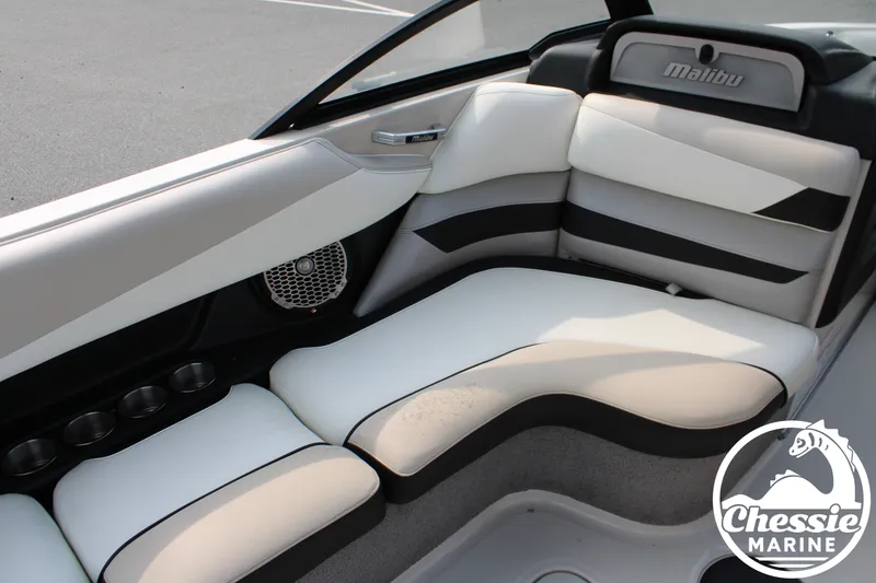 Slide: The Image of Malibu Wakesetter 23 LSV 2016 - 20