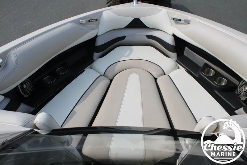 Slide: The Image of Malibu Wakesetter 23 LSV 2016 - 24