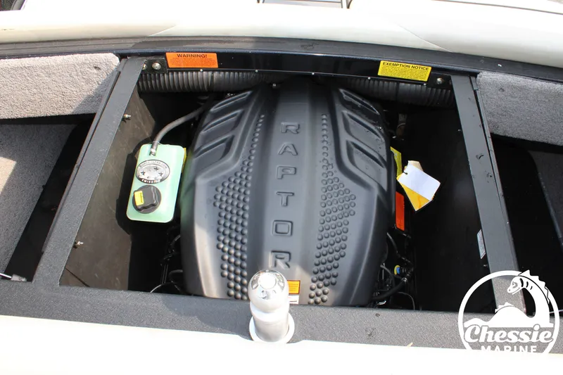 Slide: The Image of Malibu Wakesetter 23 LSV 2016 - 31