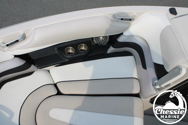 Slide: The Image of Malibu Wakesetter 23 LSV 2016 - 27