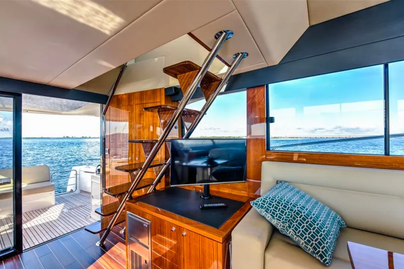 Slide: The Image of Luxurious interior of 2016 Maritimo M51 yacht with modern design and ocean view. - 22