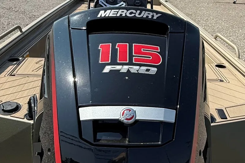 Slide: The Image of Mercury 115 Pro outboard motor on Thor Lake Hammer 1900CC, 2027 model. - 7