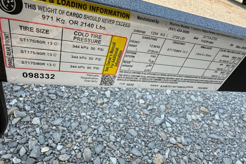 Slide: The Image of Tire and loading information label for Thor Lake Hammer 1900CC, 2027 model. - 11