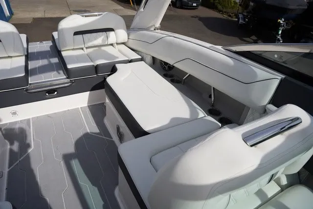 Slide: The Image of Regal LS4 Surf 2026 - 6