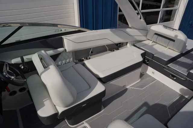 Slide: The Image of Regal LS4 Surf 2026 - 5