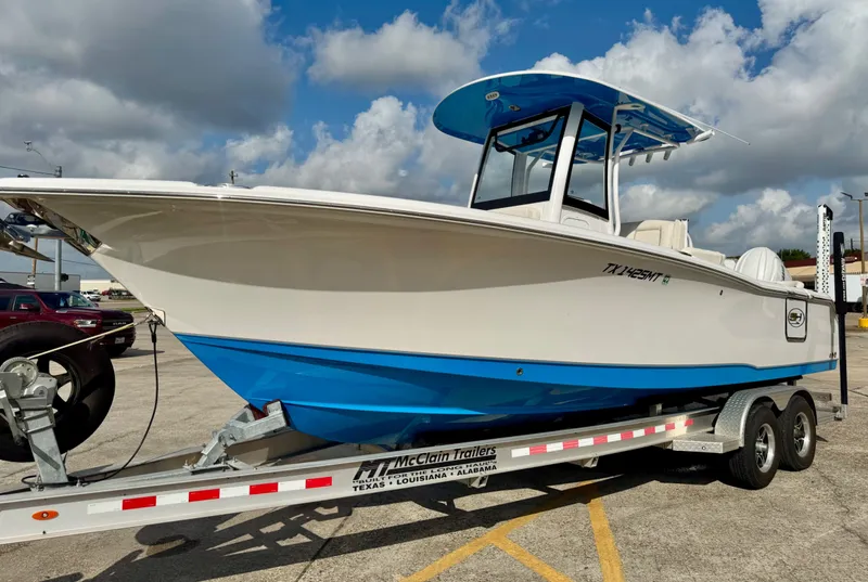 Slide: The Image of Sea Hunt Ultra 265SE 2025 - 4