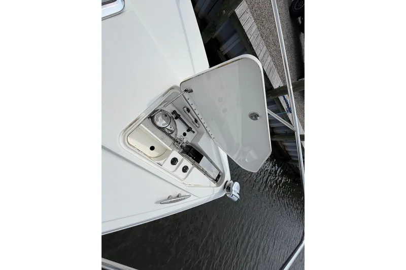 Slide: The Image of Open hatch on 2016 Formula 37 Performance Cruiser, dockside view. - 44