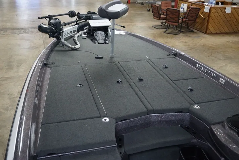 Slide: The Image of 2023 Skeeter ZXR21 fishing boat interior with advanced equipment and seating. - 12