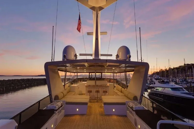 Slide: The Image of Flybridge - 16