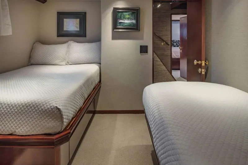 Slide: The Image of Crew Quarters - 14