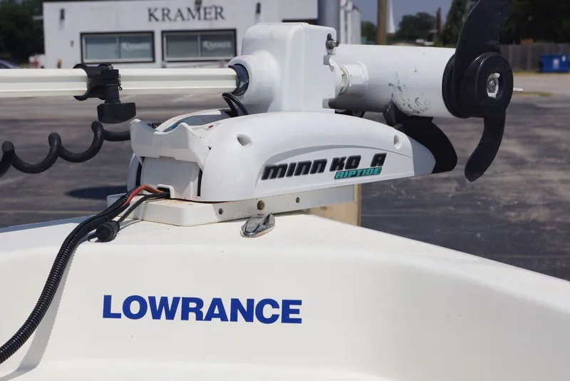 Slide: The Image of Minn Kota Riptide motor on Skeeter SX2250 boat, Lowrance logo visible. - 20