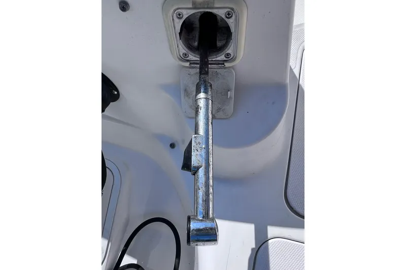 Slide: The Image of Close-up of a 2005 Hurricane FunDeck GS 202 OB boat component. - 27