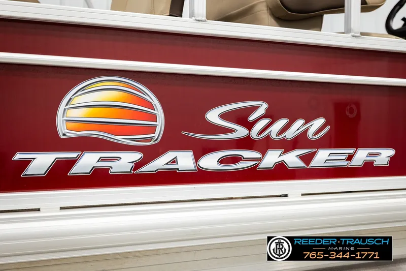 Slide: The Image of 2019 SUNTRACKER 20 DLX boat logo on red background, Reeder Trausch Marine contact details. - 54