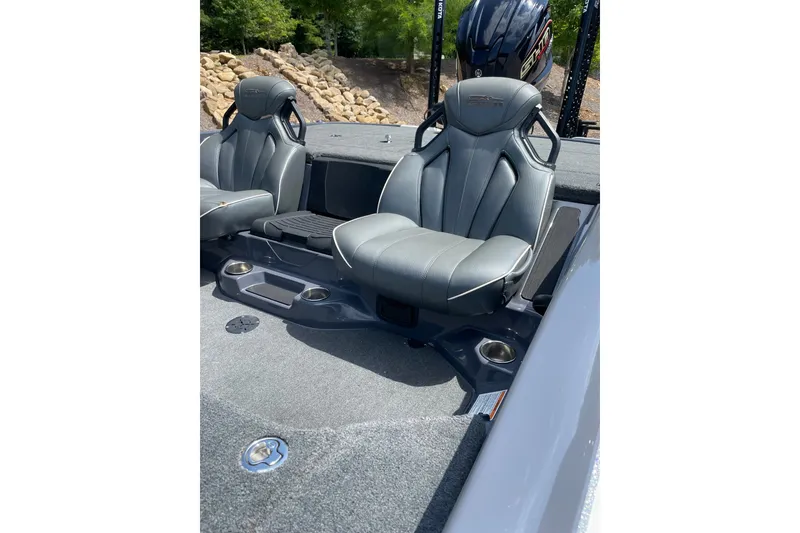 Slide: The Image of 2024 Skeeter ZXR20 boat interior with sleek gray seats and modern design. - 6