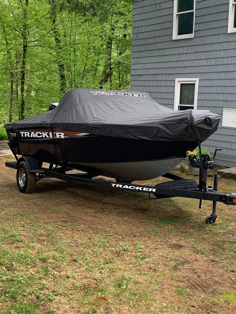 The Image of Tracker Pro Guide V-175 Combo 2026 - 0