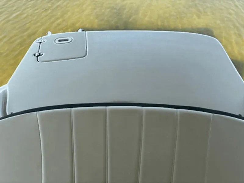 Slide: The Image of Four Winns 190 Horizon 2011 - 10