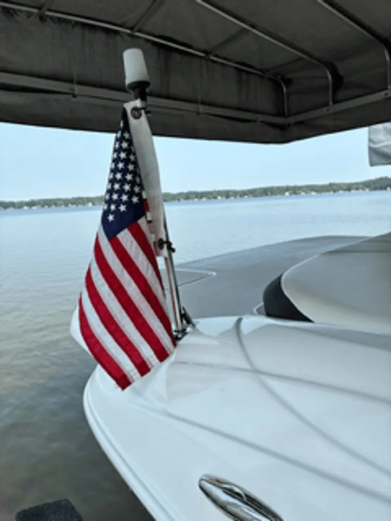 Slide: The Image of Four Winns 190 Horizon 2011 - 11