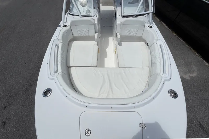 Slide: The Image of Edgewater 248CX Crossover 2023 - 65