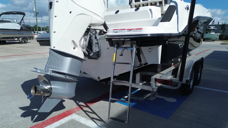 Slide: The Image of Bayliner TROPHY CC24 2024 - 27
