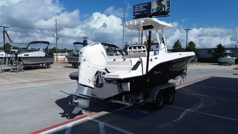 Slide: The Image of Bayliner TROPHY CC24 2024 - 10