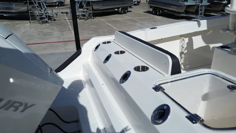 Slide: The Image of Bayliner TROPHY CC24 2024 - 28