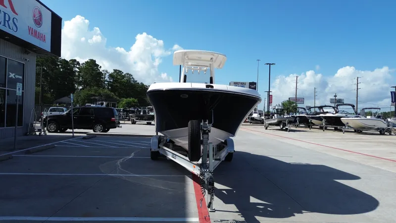 Slide: The Image of Bayliner TROPHY CC24 2024 - 7