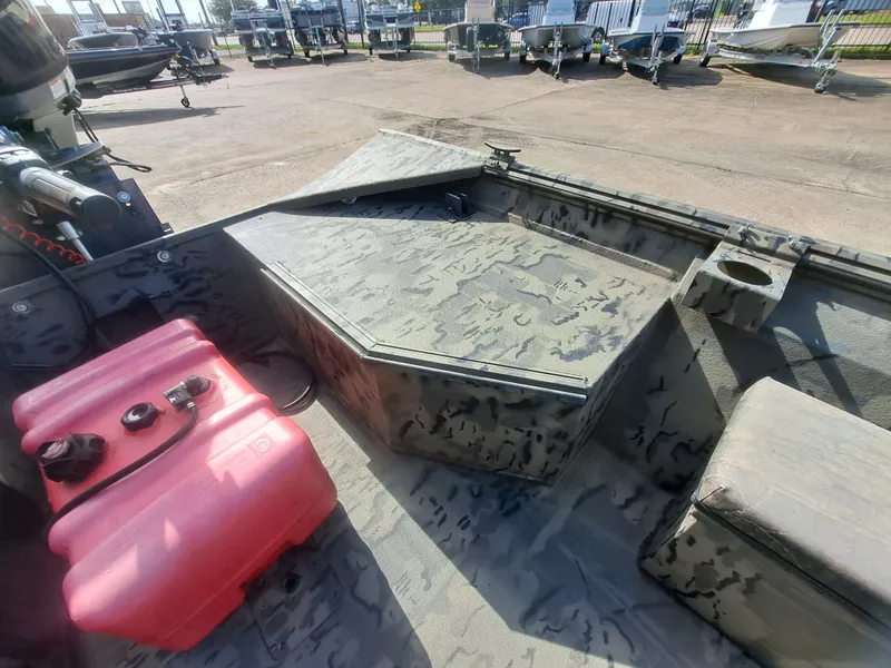 Slide: The Image of War Eagle 860LDV 2021 - 25