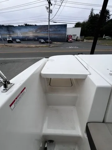 Slide: The Image of Bayliner VR5 Bowrider 2017 - 19