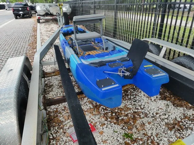 Slide: The Image of Kaku Guru 14 Ft Micro Skiff Kayak 2023 - 8