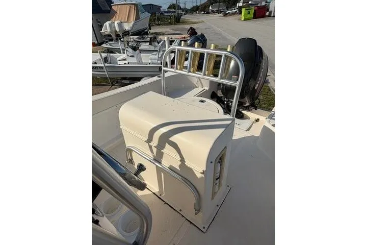 Slide: The Image of 2000 KenCraft Challenger 206 boat interior with seating and storage. - 11