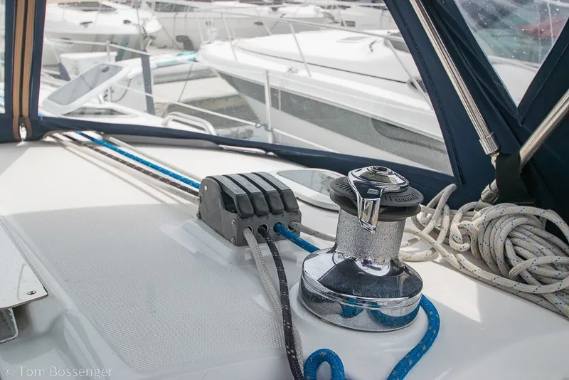Slide: The Image of Cockpit view of a 2007 Hunter 41 Aft sailboat with winch and ropes. - 39