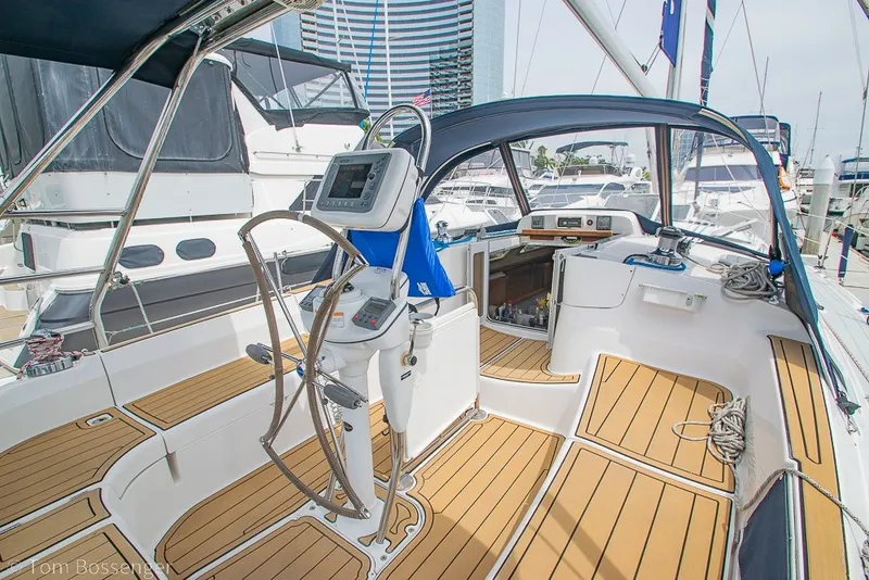 Slide: The Image of Aft cockpit of 2007 Hunter 41 sailboat with modern navigation equipment. - 31