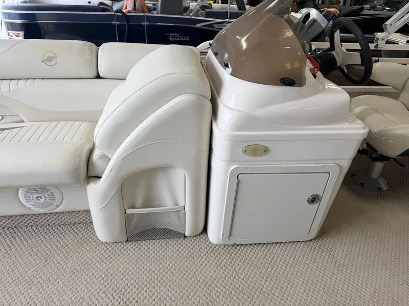 Slide: The Image of Starcraft 226 Limited & 60HP Mercury 4Stroke 2008 - 19
