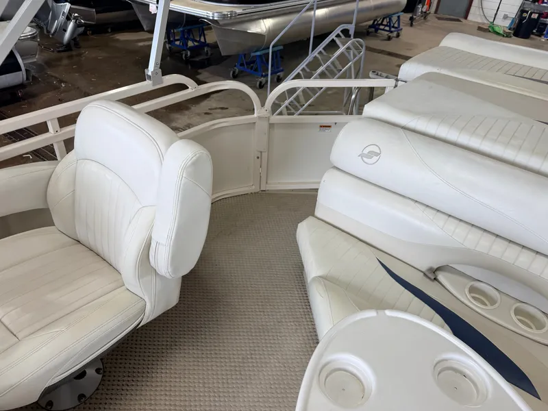 Slide: The Image of Starcraft 226 Limited & 60HP Mercury 4Stroke 2008 - 34