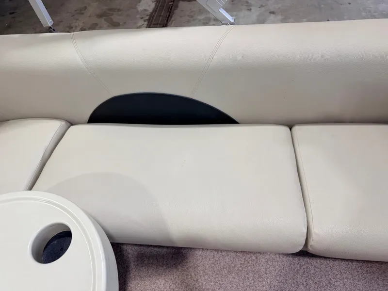 Slide: The Image of Weeres 220 Cadet Cruise & 90HP Evinrude ETec 2016 - 33