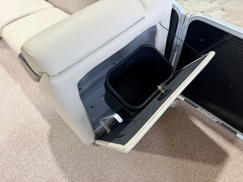 Slide: The Image of Weeres 220 Cadet Cruise & 90HP Evinrude ETec 2016 - 30