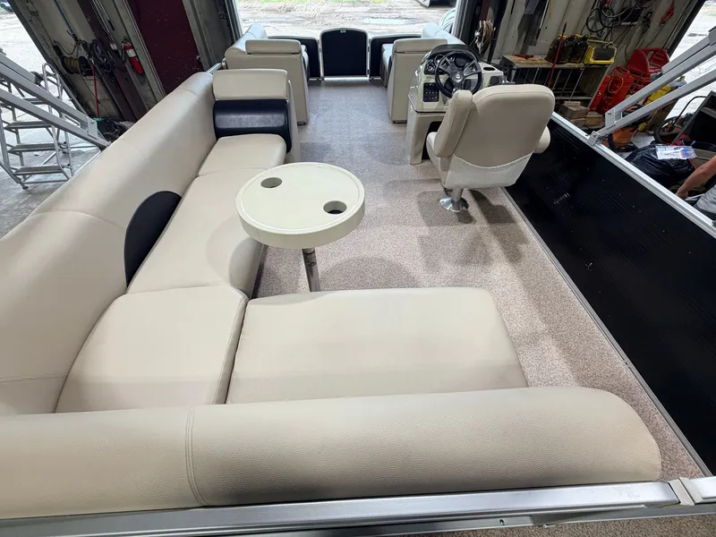 Slide: The Image of Weeres 220 Cadet Cruise & 90HP Evinrude ETec 2016 - 8