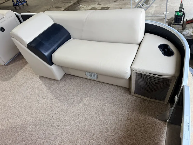 Slide: The Image of Weeres 220 Cadet Cruise & 90HP Evinrude ETec 2016 - 11