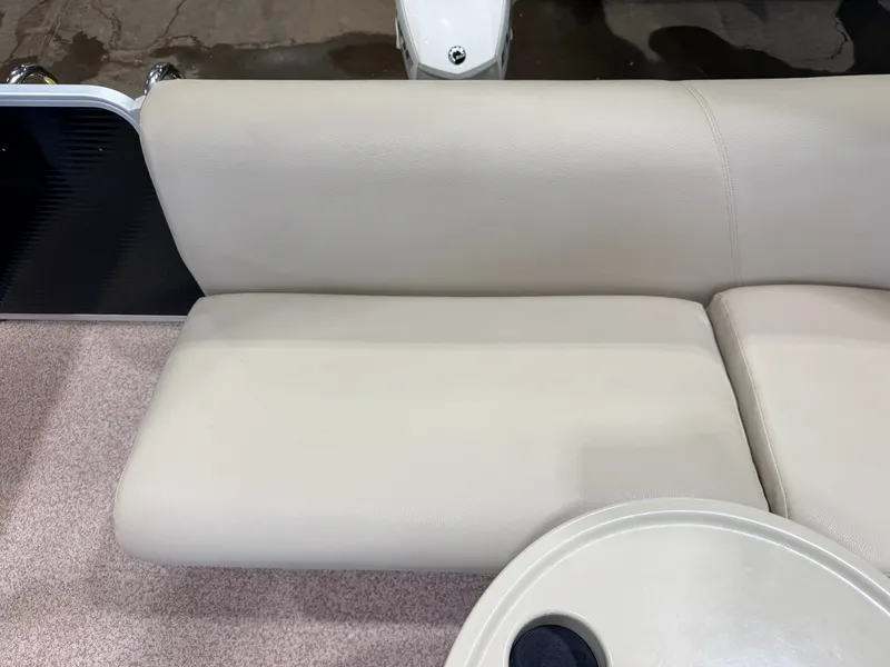 Slide: The Image of Weeres 220 Cadet Cruise & 90HP Evinrude ETec 2016 - 35